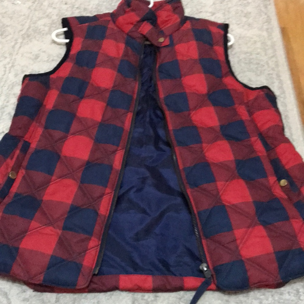 Quilted Vest. Puffed, Red and Navy Blue